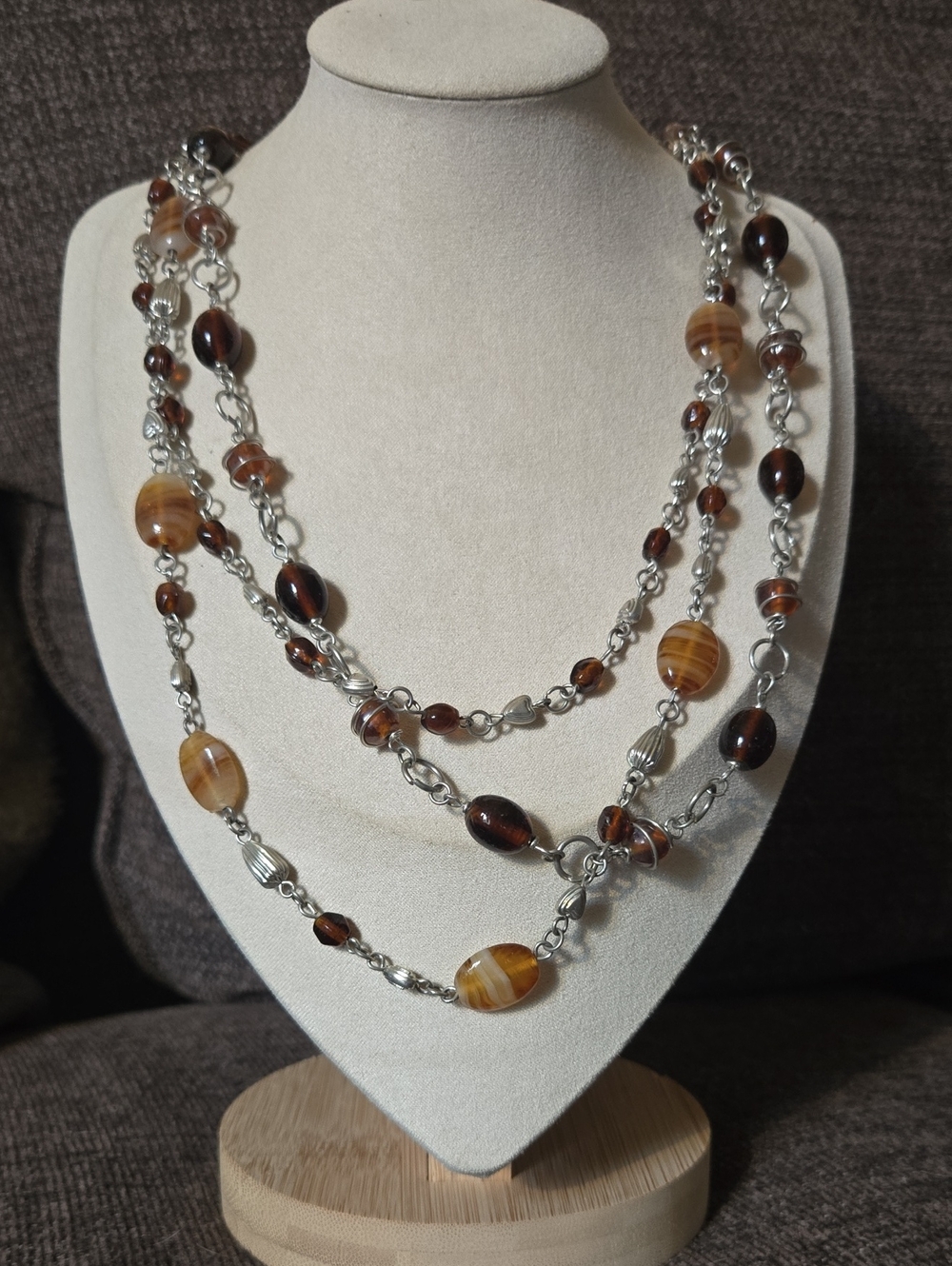 Vintage Tiered Multi-Strand Brown Frosted And Shiny Glass Bead Necklace 💫